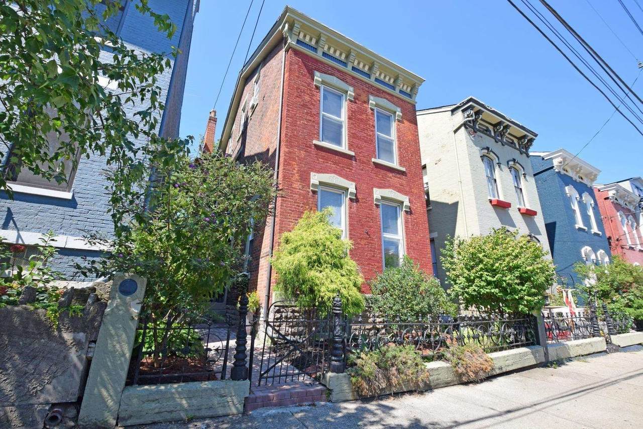 815 Main Street - Photo 1