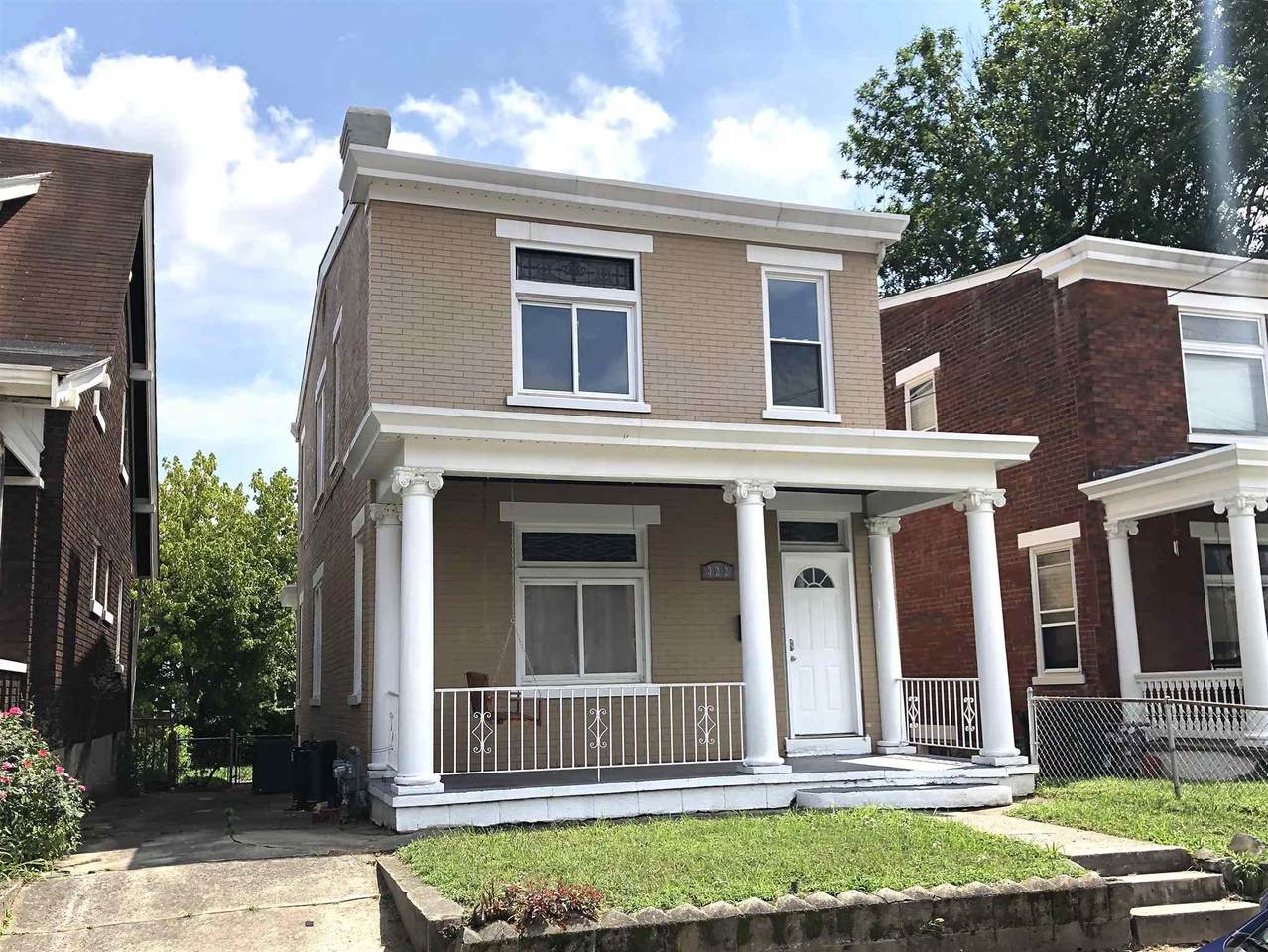 322 4th Avenue - Photo 1