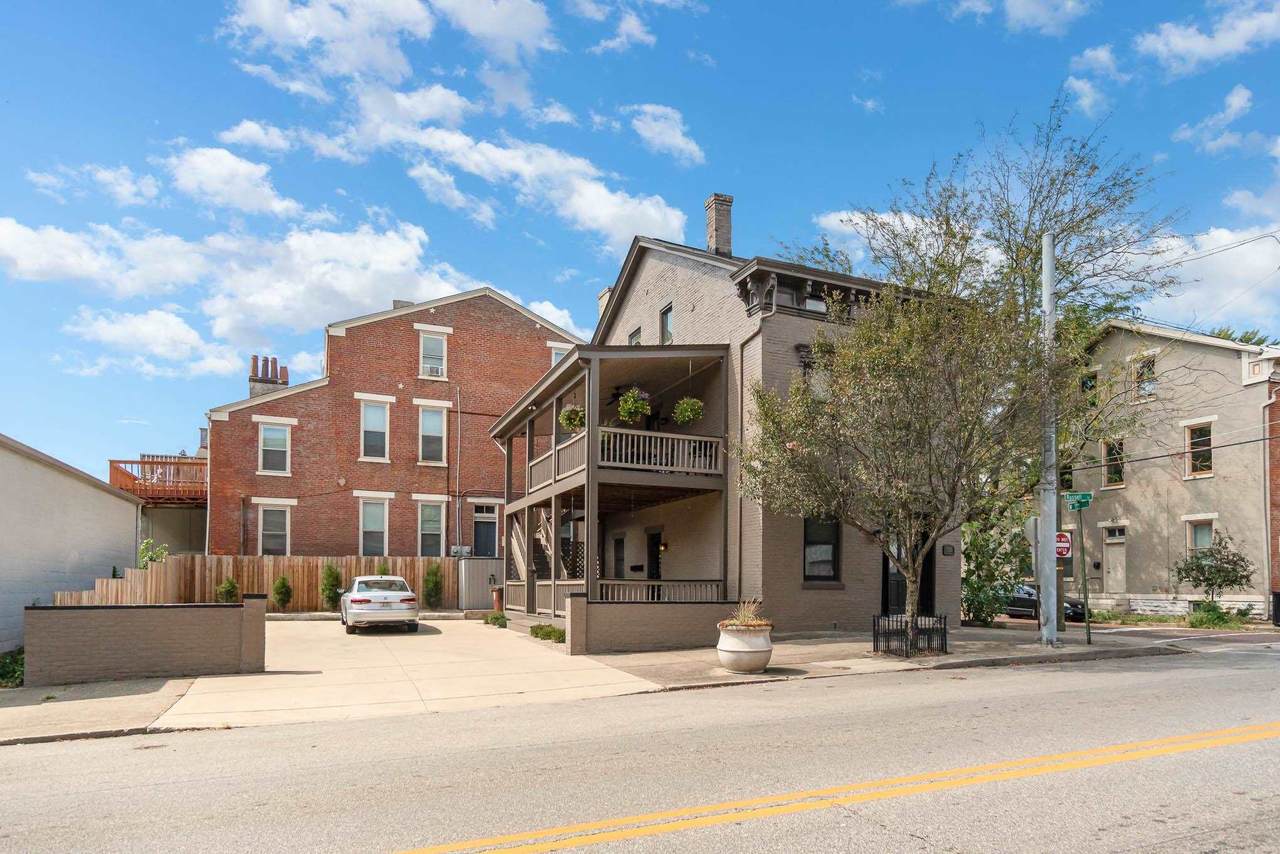 1101 Russell Street - Photo 1
