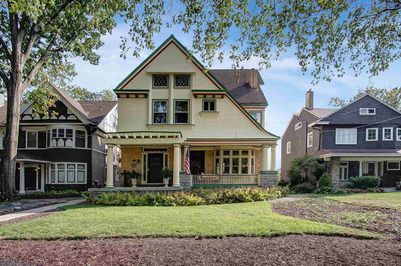 425 Wallace Avenue - Photo 1