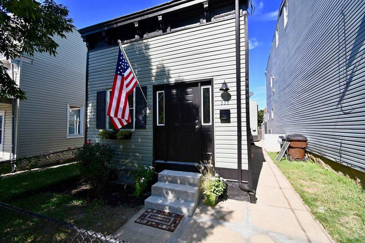 337 Lindsey Street - Photo 1
