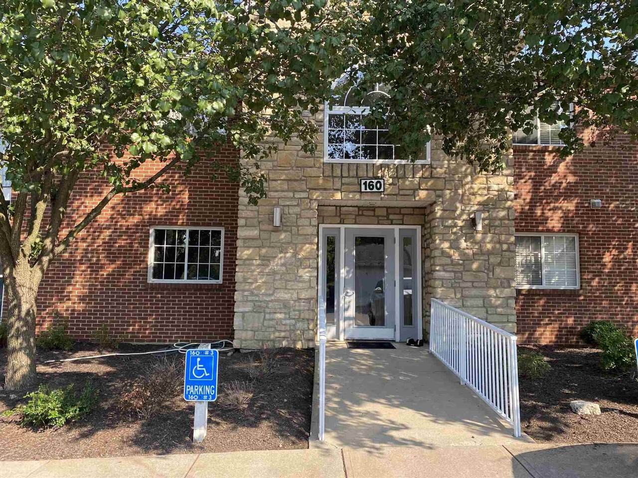 160 Rough River Drive - Photo 1