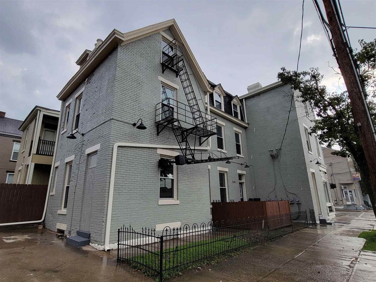 1101 Isabella Street - Photo 1