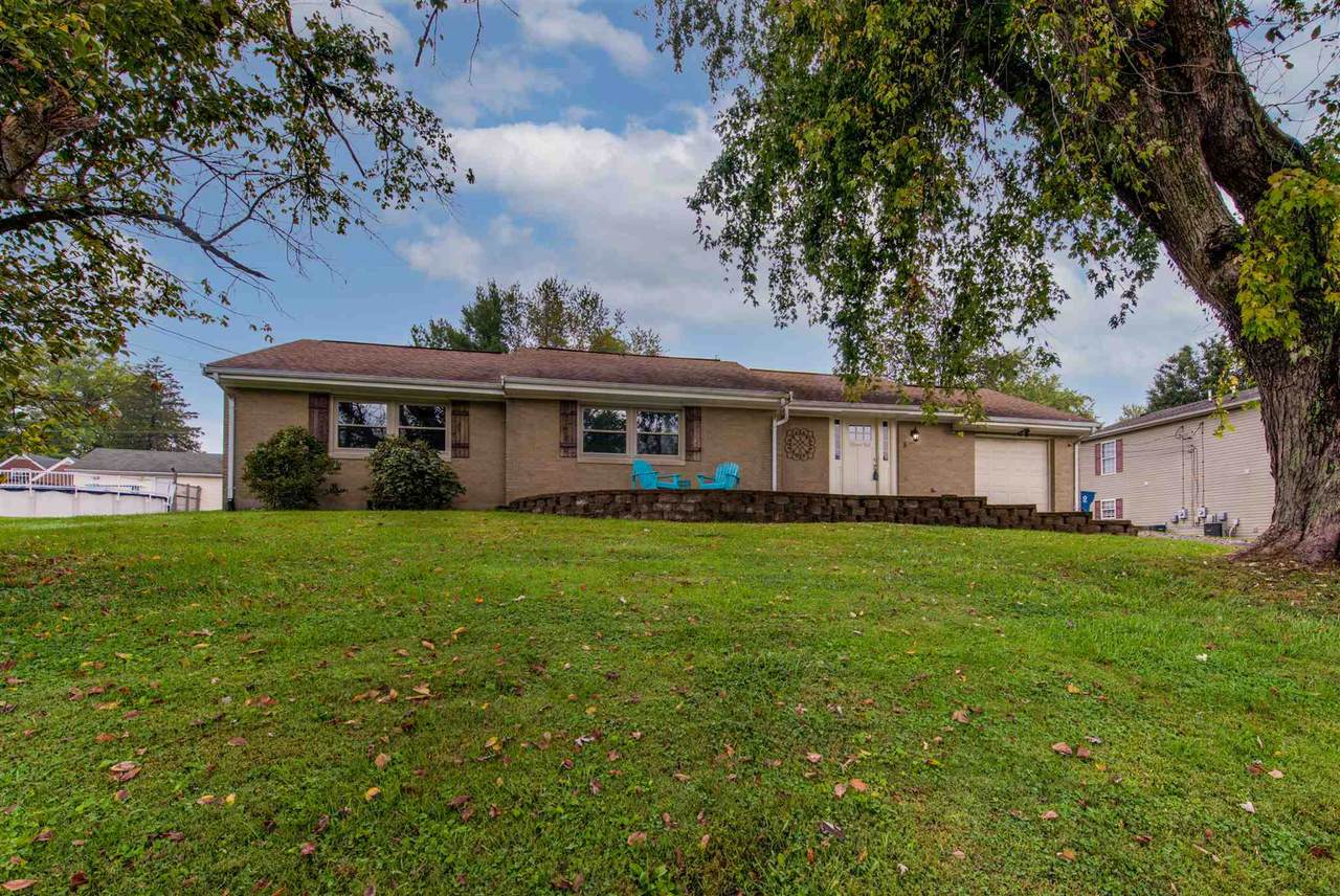 5 Garnett Avenue - Photo 1