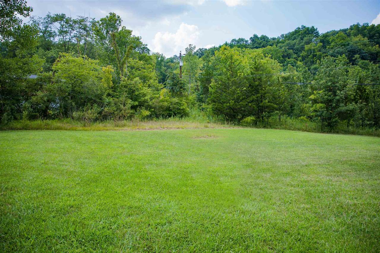 710 Fair Oaks Lane - Photo 1