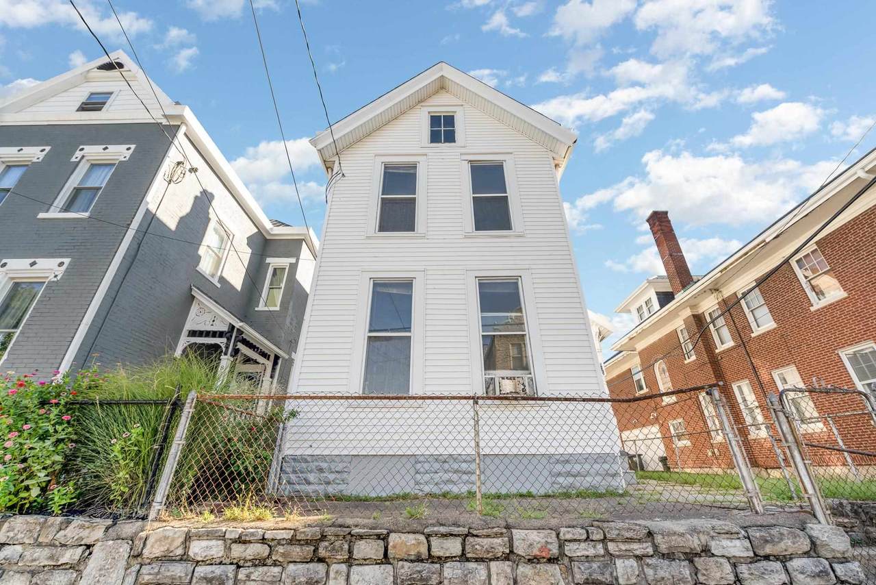 835 Isabella Street - Photo 1