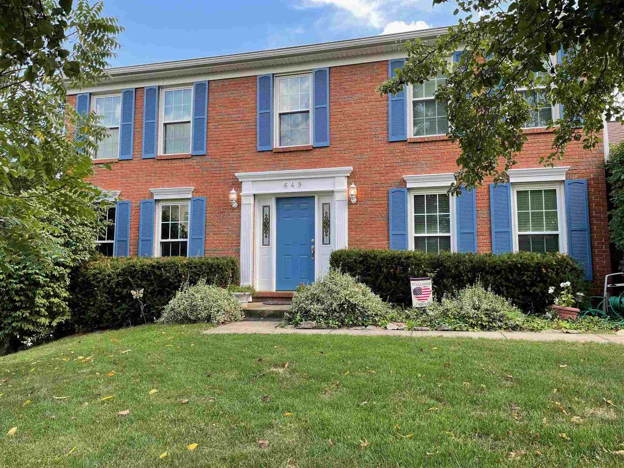 649 Devonshire Circle - Photo 1