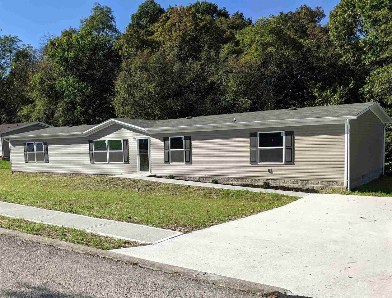 251 Blue Jay Circle - Photo 1