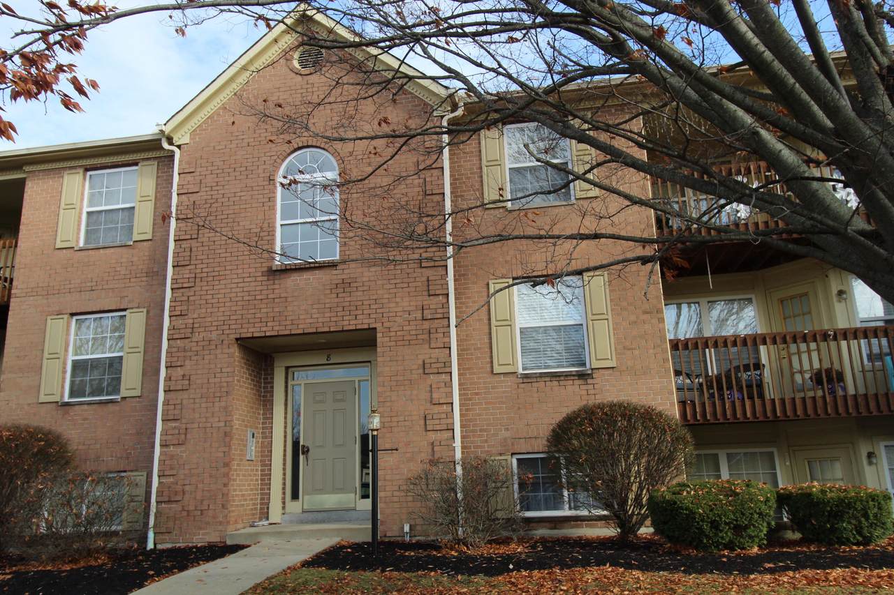 8 Highland Meadows Drive - Photo 1