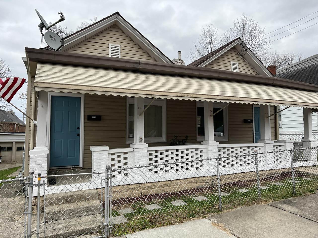 2214 Busse Street - Photo 1