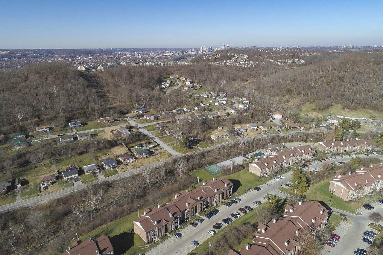 32 Woodland Hills Drive - Photo 1
