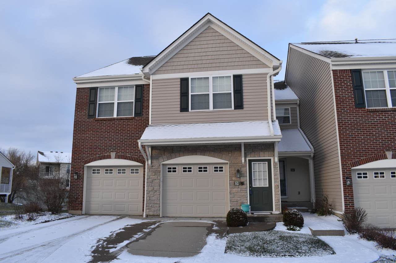 922 Waterpointe Lane - Photo 1