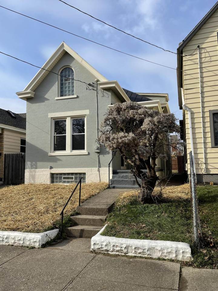 323 Retreat Street - Photo 1
