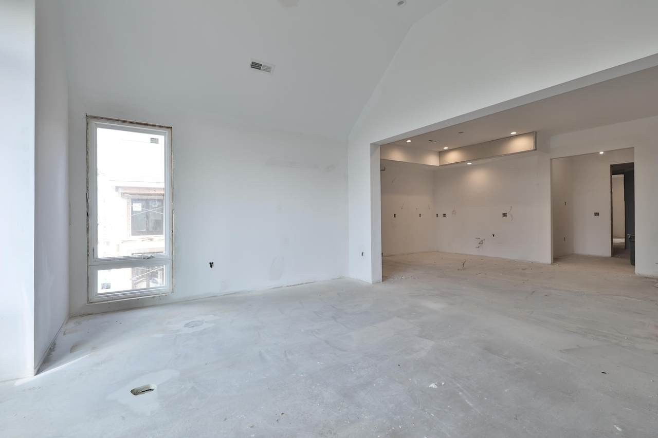 1 Highland Avenue - Photo 1