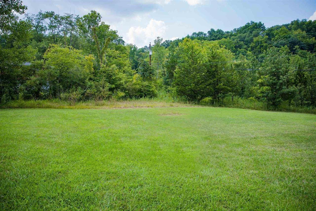 710 Fair Oaks Lane - Photo 1
