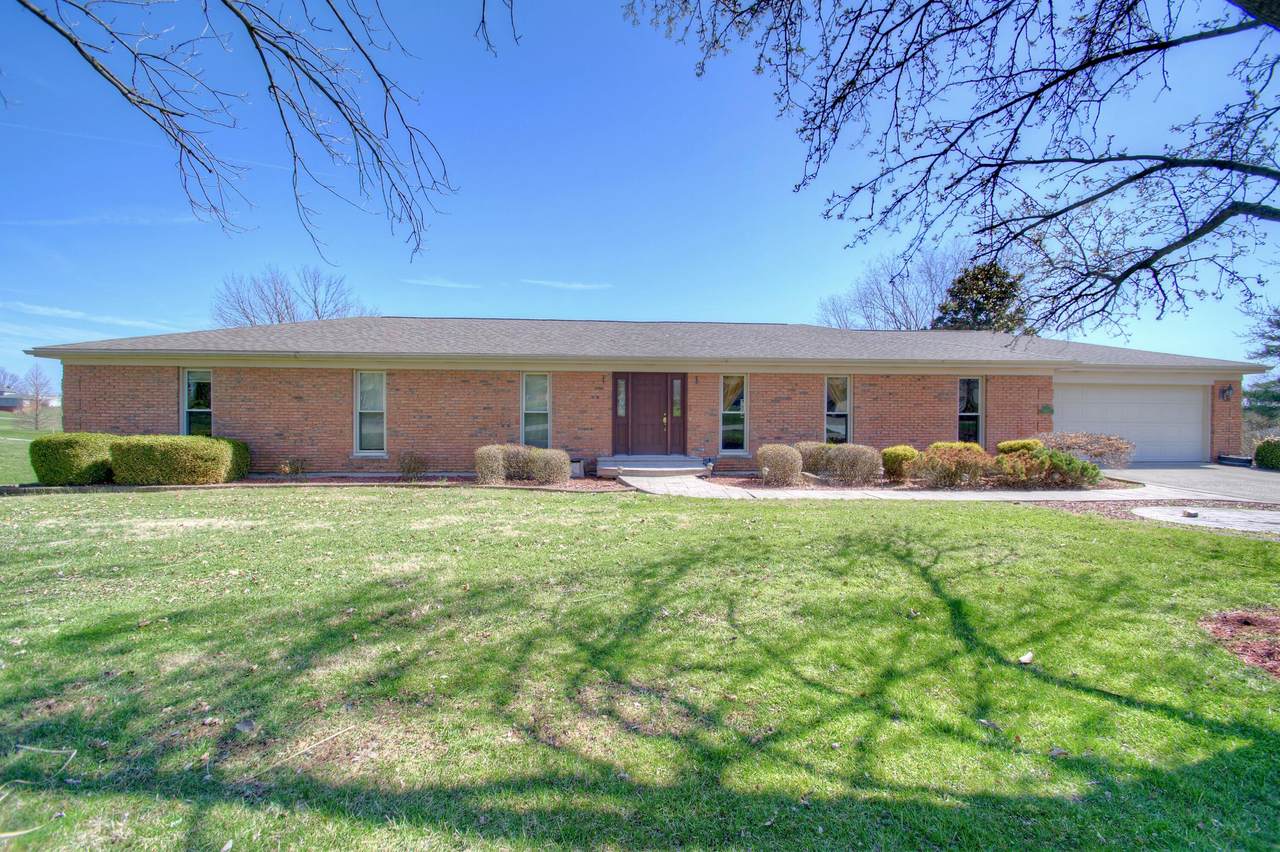 1526 Flintridge Road - Photo 1
