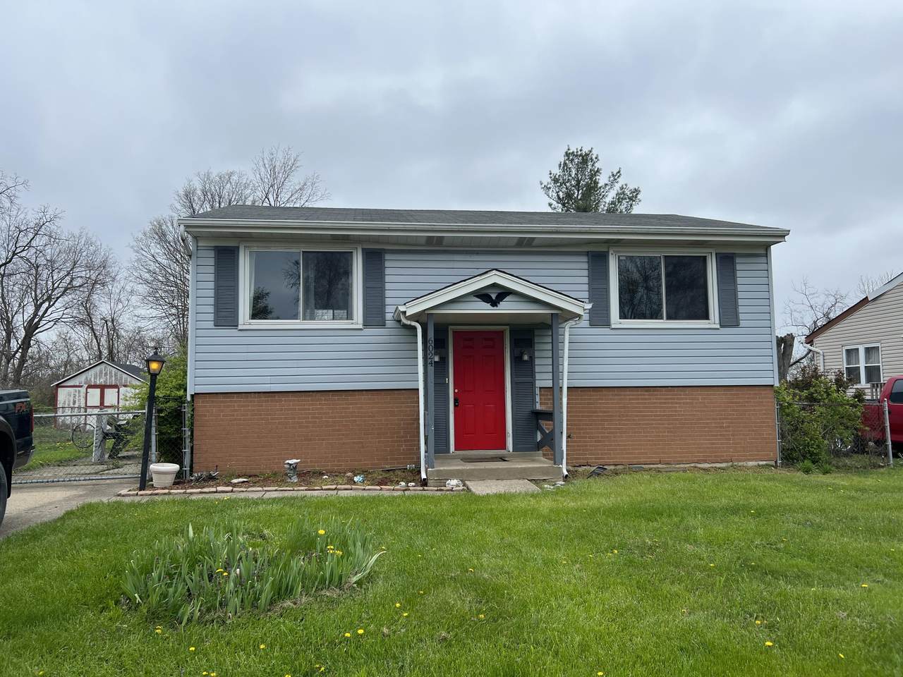 6024 Belair Drive - Photo 1