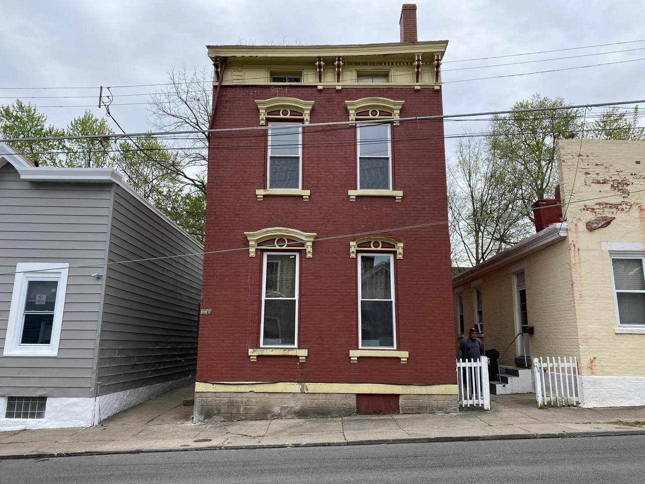 641 12th Street - Photo 1