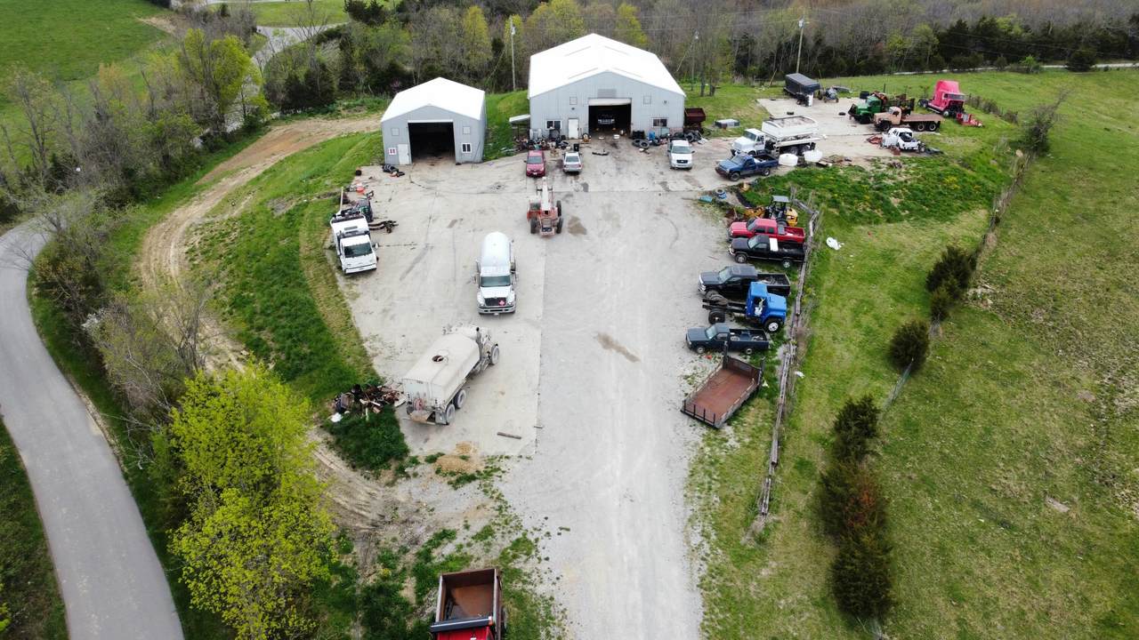 3622 Crossroad Pike - Photo 1
