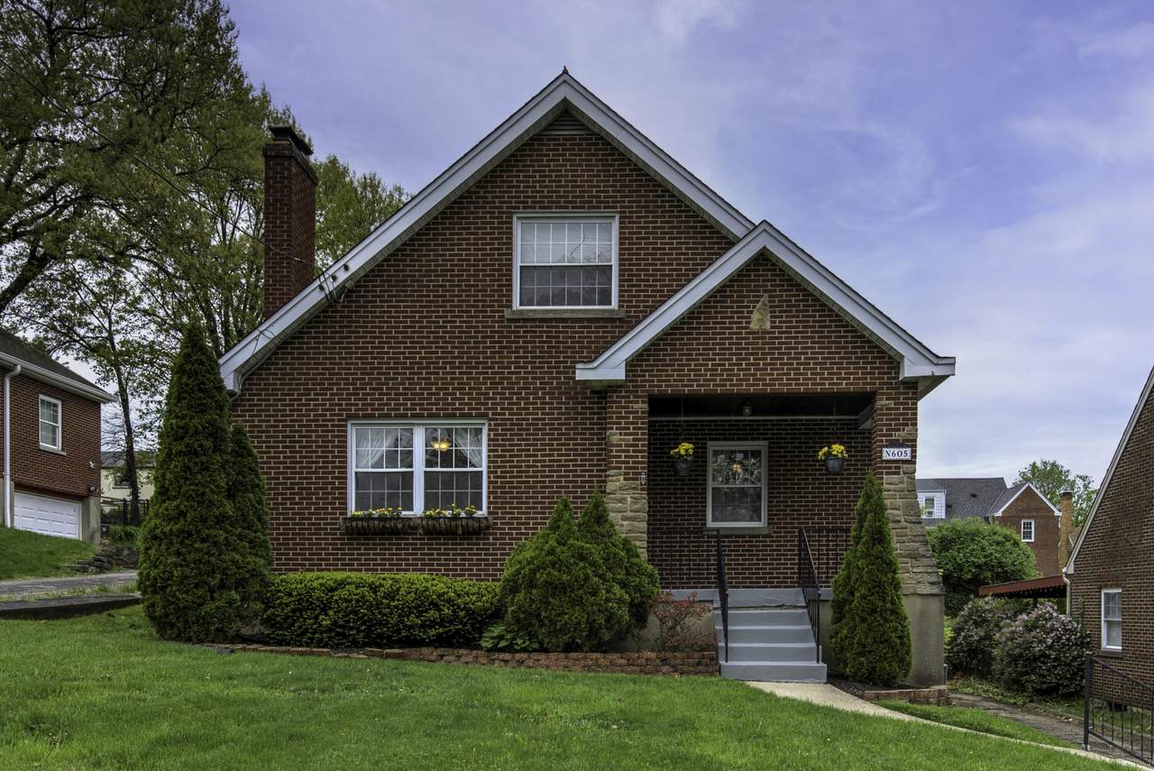 605 Arlington Road - Photo 1