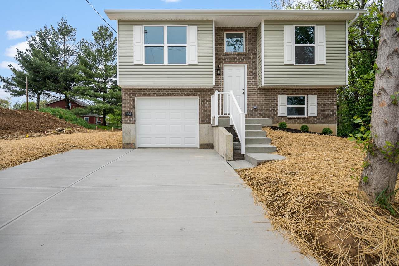 262 Shaw Avenue - Photo 1