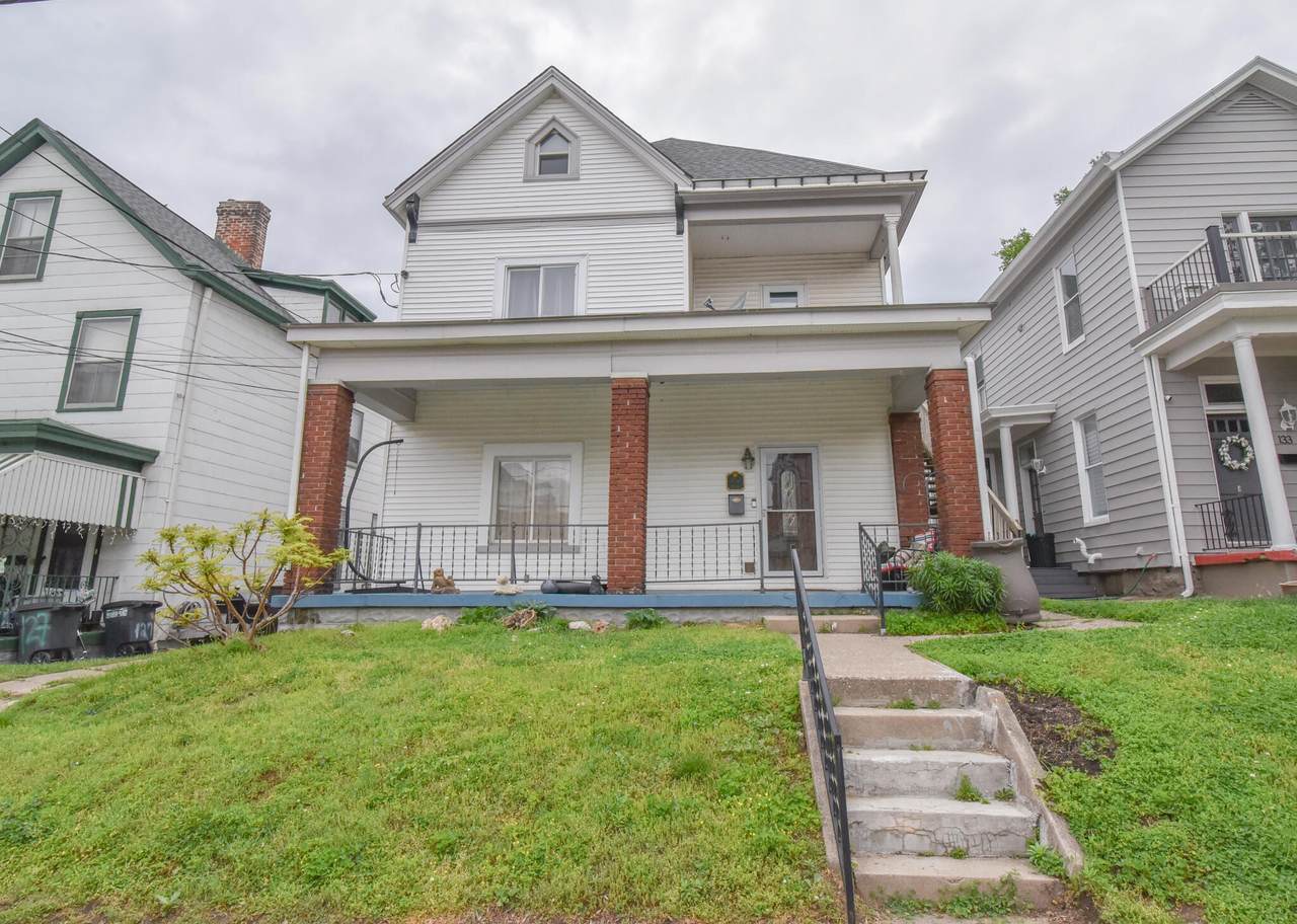 131 Ross Avenue - Photo 1