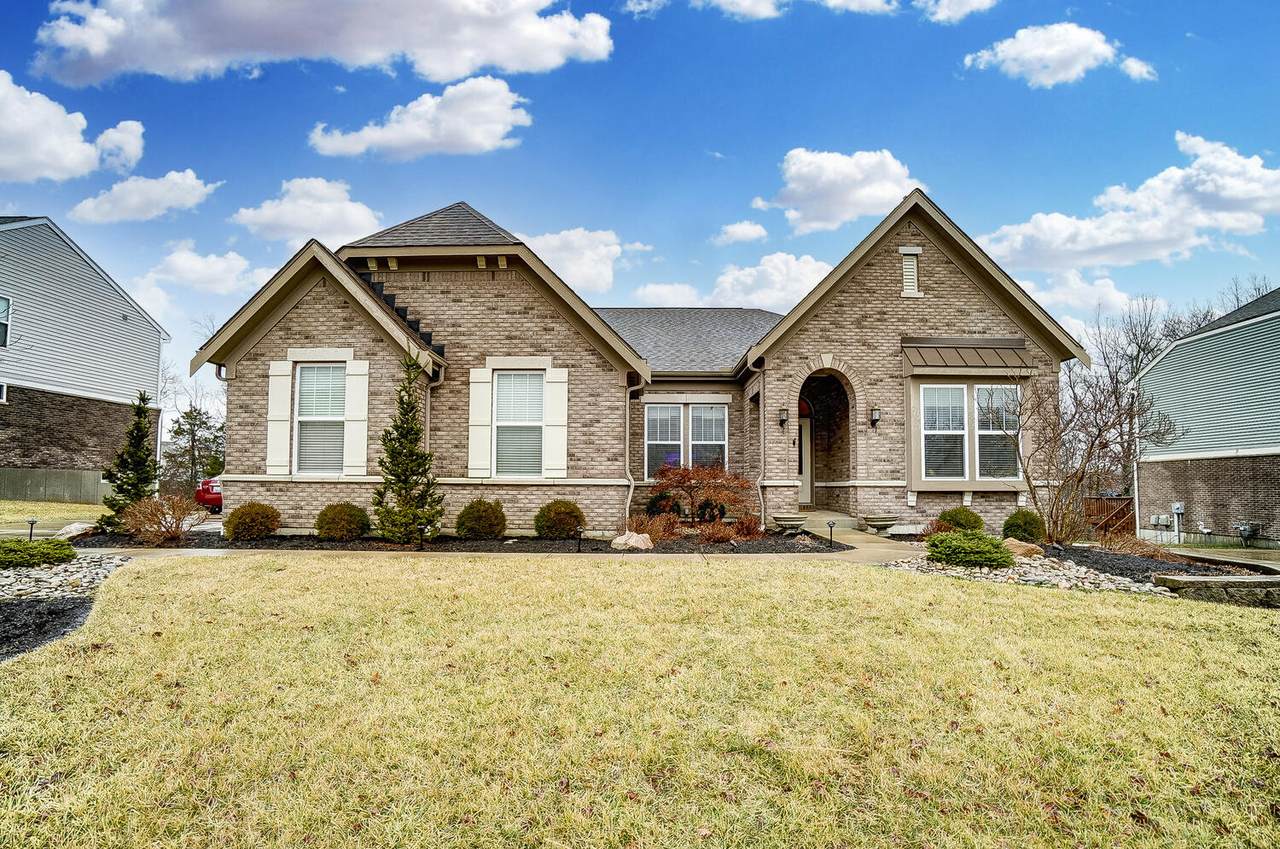 2781 Bentwood Drive - Photo 1