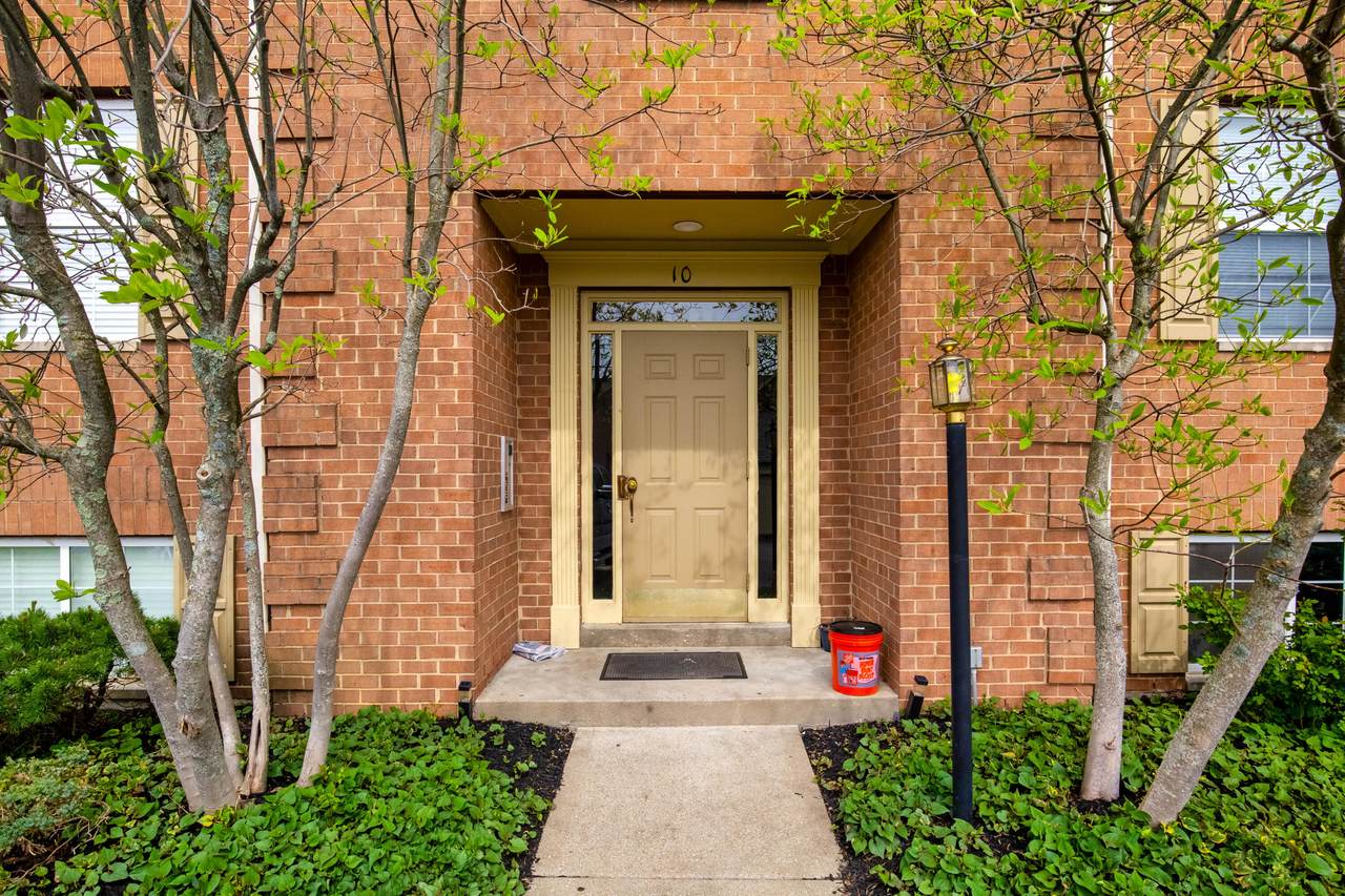 10 Meadow Lane - Photo 1