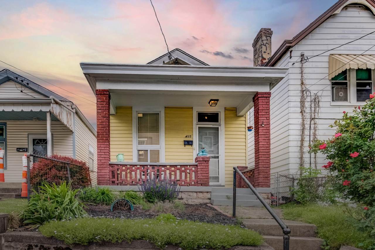 435 8th Avenue - Photo 1