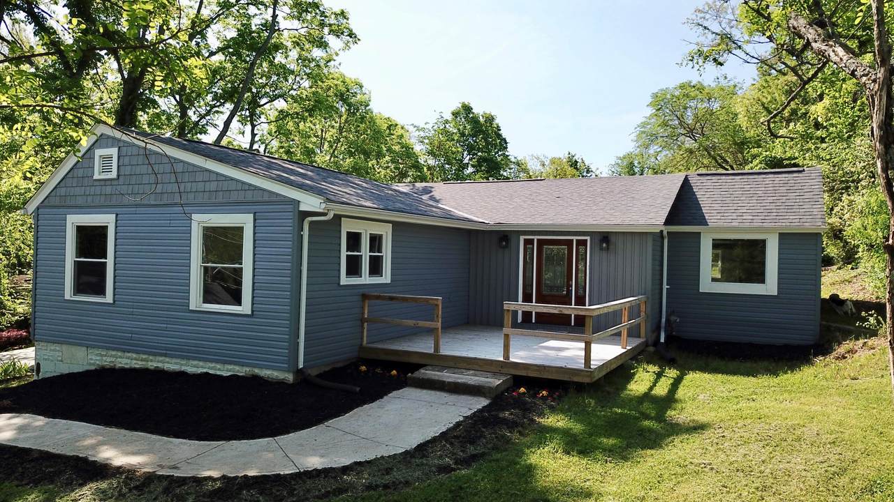 3433 Senour Road - Photo 1