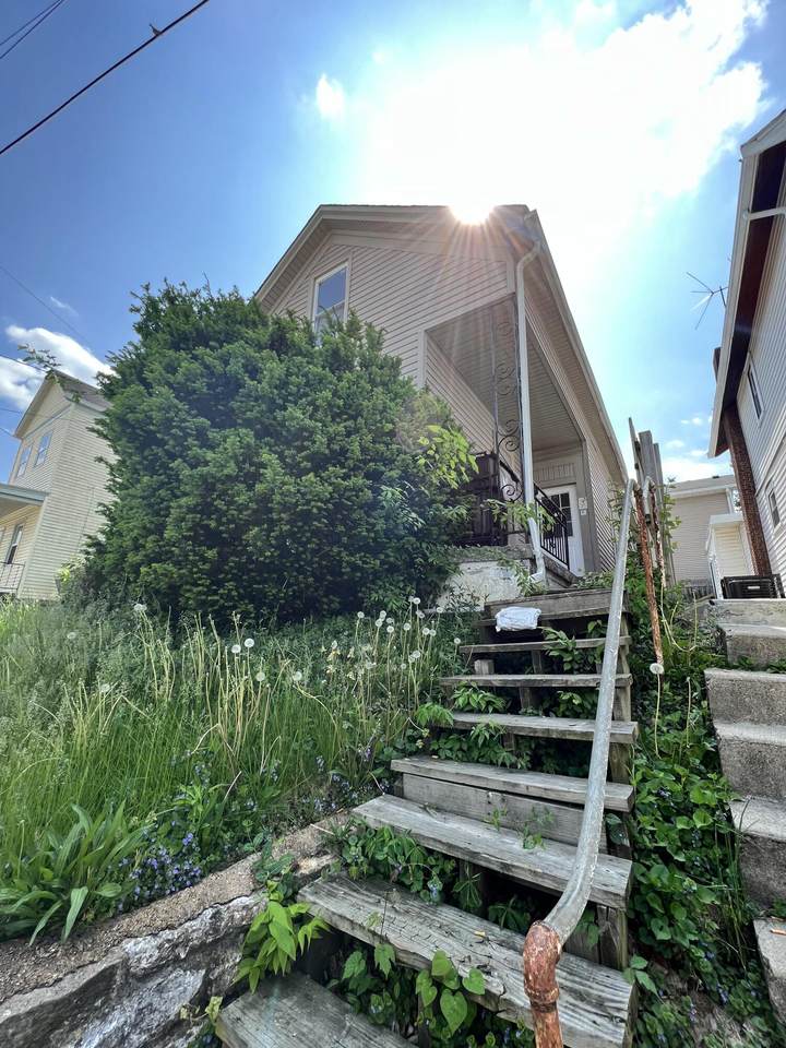 4303 Michigan Avenue - Photo 1