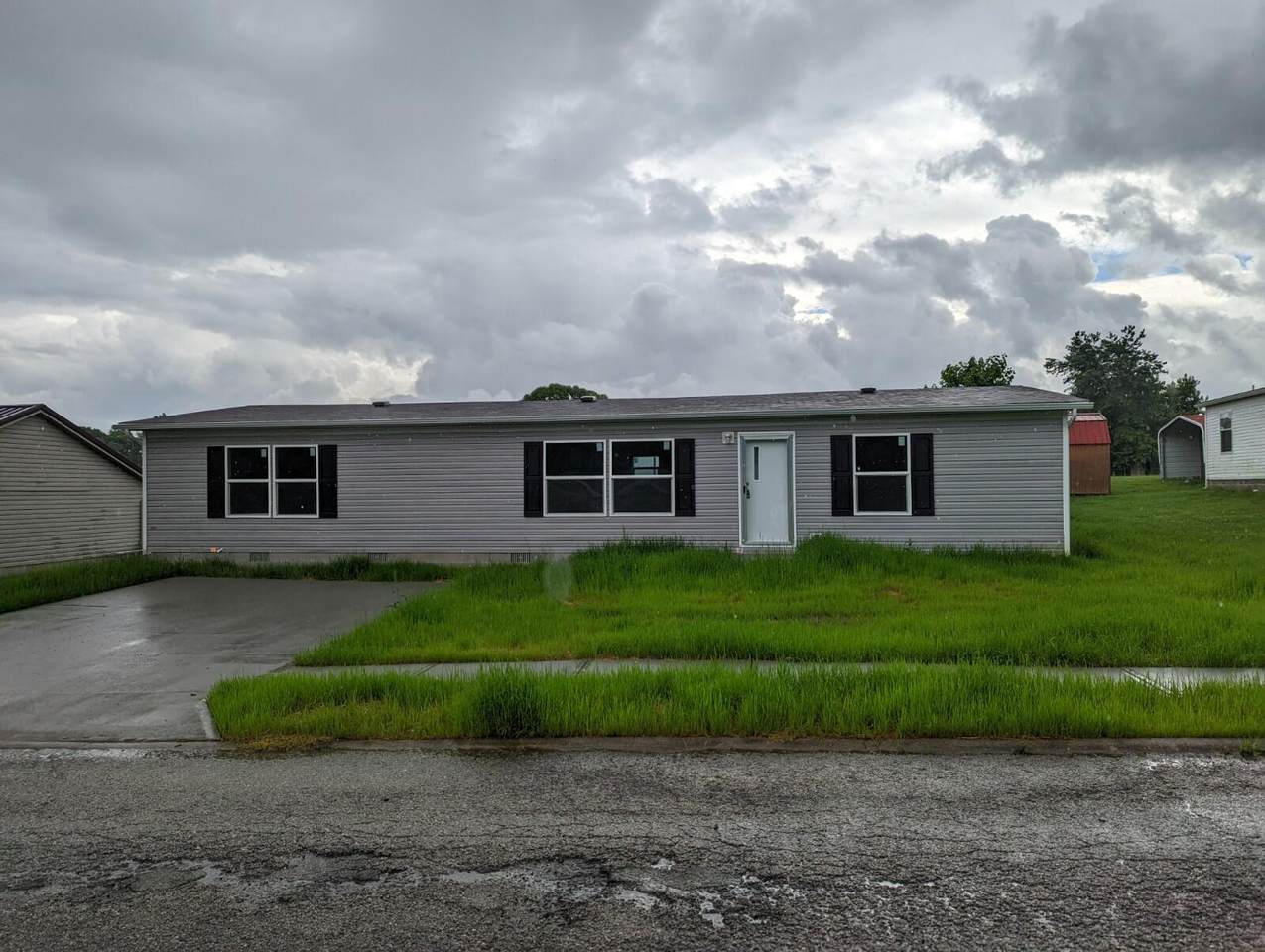 254 Blue Jay Circle - Photo 1