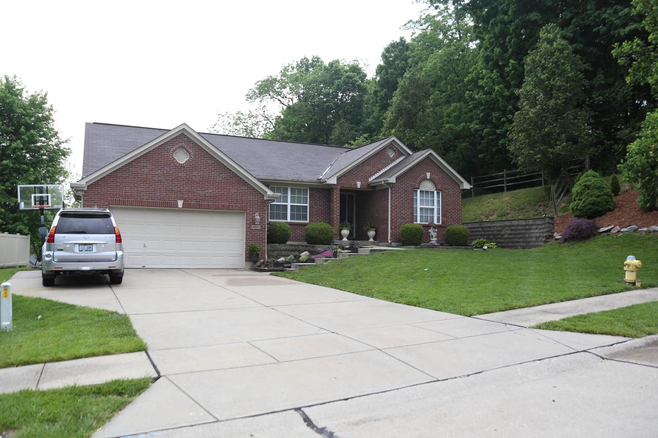 375 Parkside Place - Photo 1