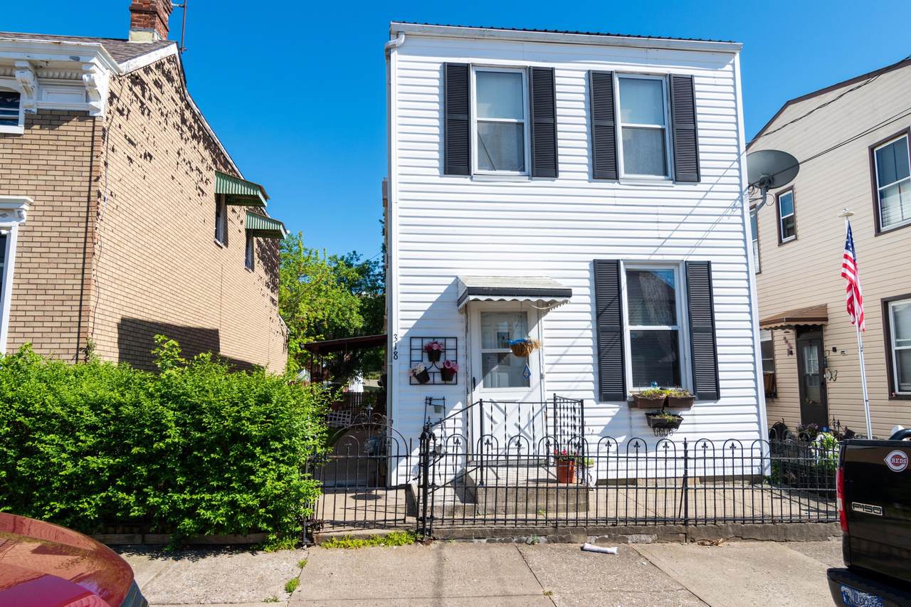 318 Thornton Street - Photo 1