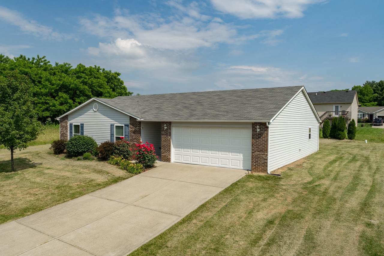 127 Sheffield Drive - Photo 1