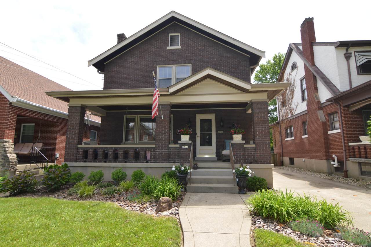 2836 Ashland Avenue - Photo 1