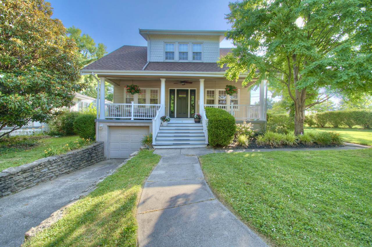 6 Greenbriar Avenue - Photo 1