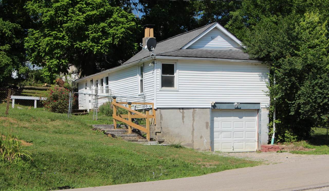 6061 Lakeview Drive - Photo 1