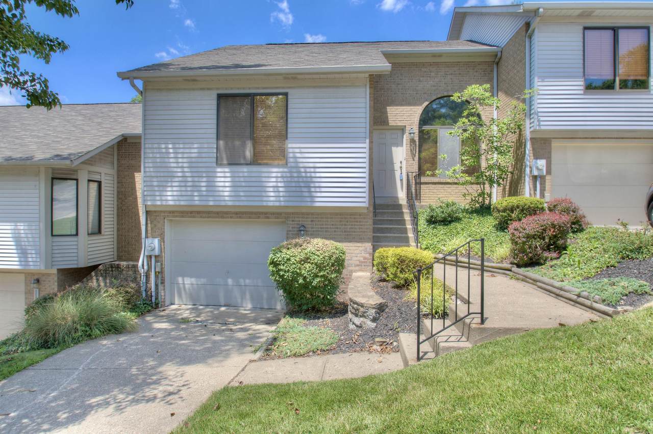115 Wessex Place - Photo 1