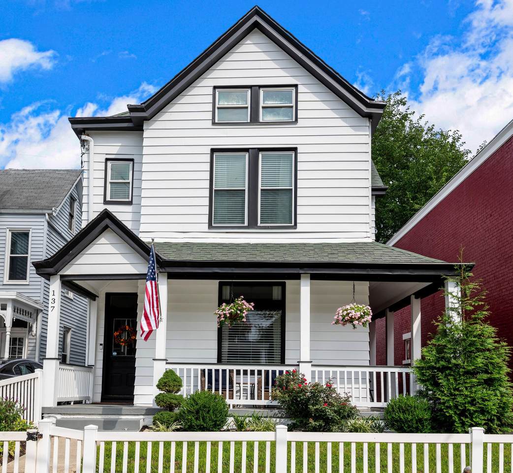 137 Division Street - Photo 1