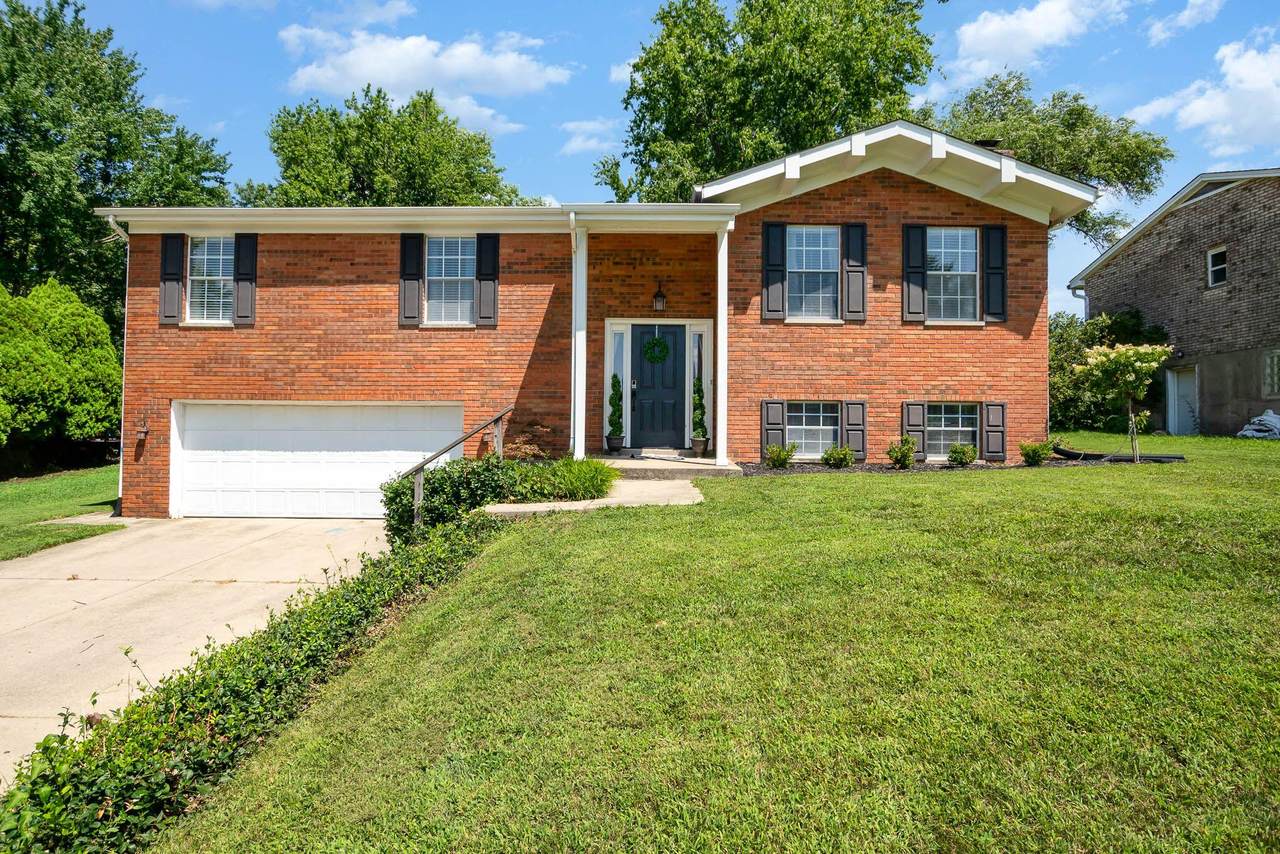 864 Wesley Drive - Photo 1