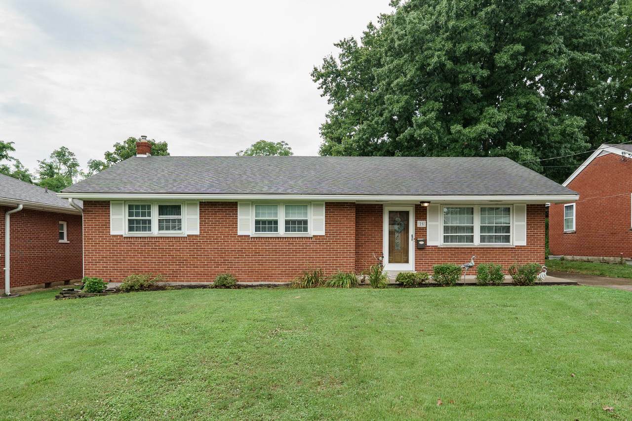25 Wallace Avenue - Photo 1