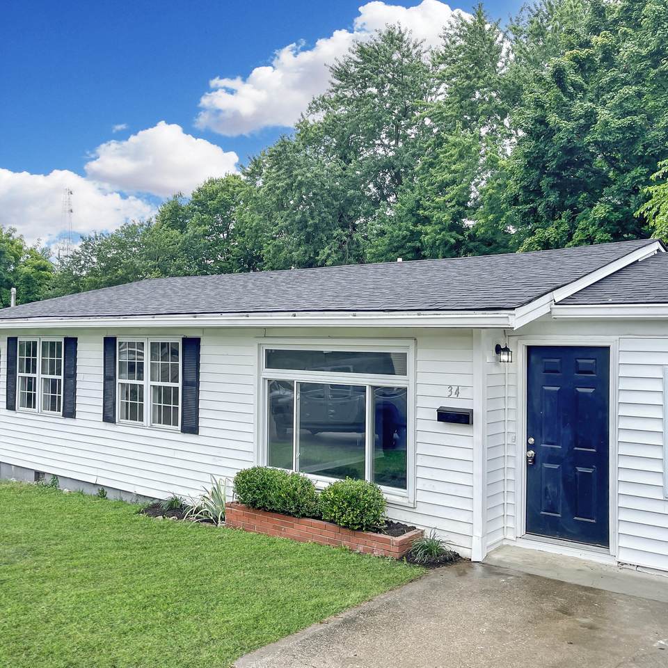 34 Rowland Avenue - Photo 1