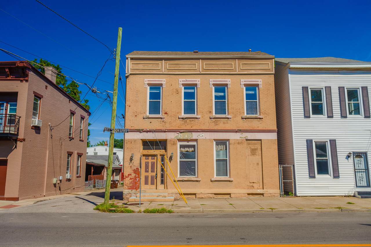 217 11th Street - Photo 1