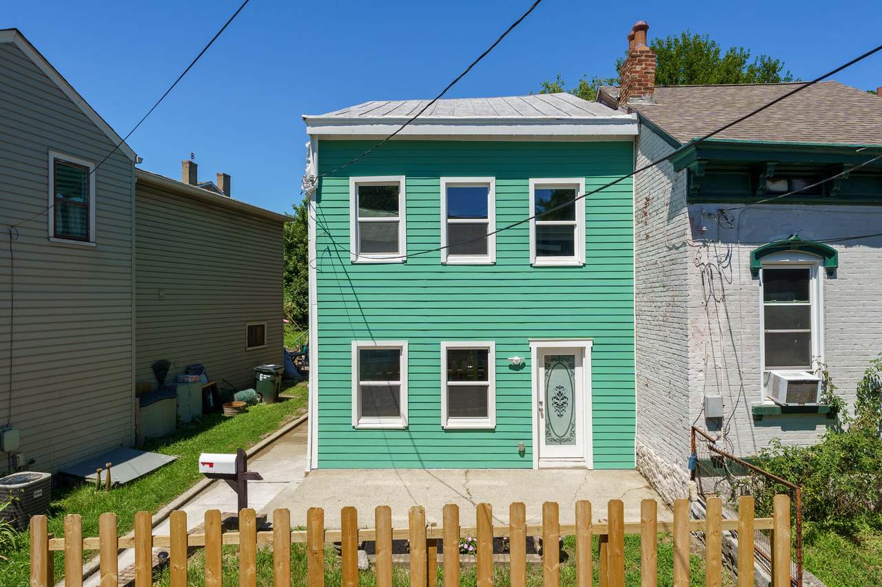 252 Pershing Avenue - Photo 1