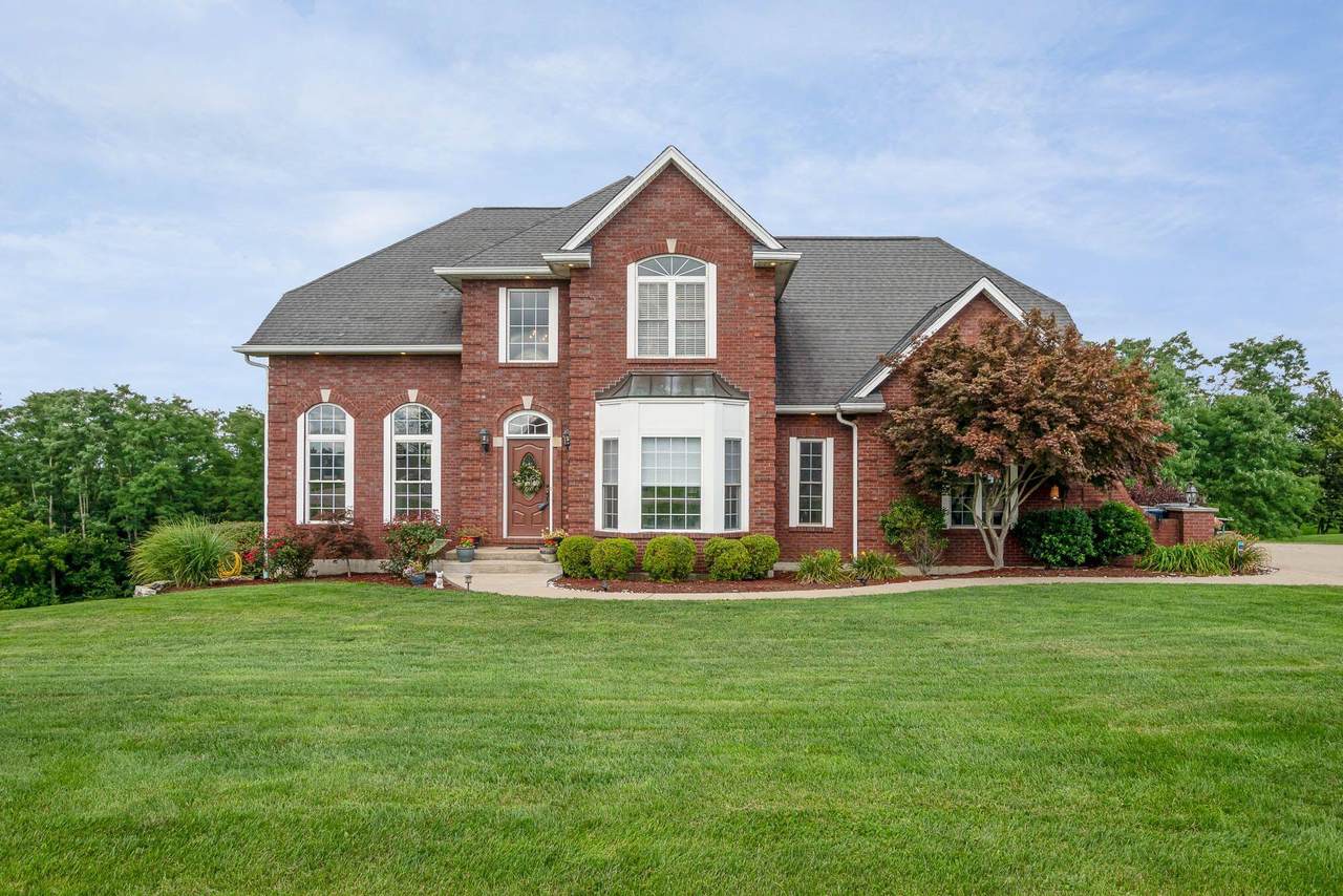 155 Chippewa Drive - Photo 1