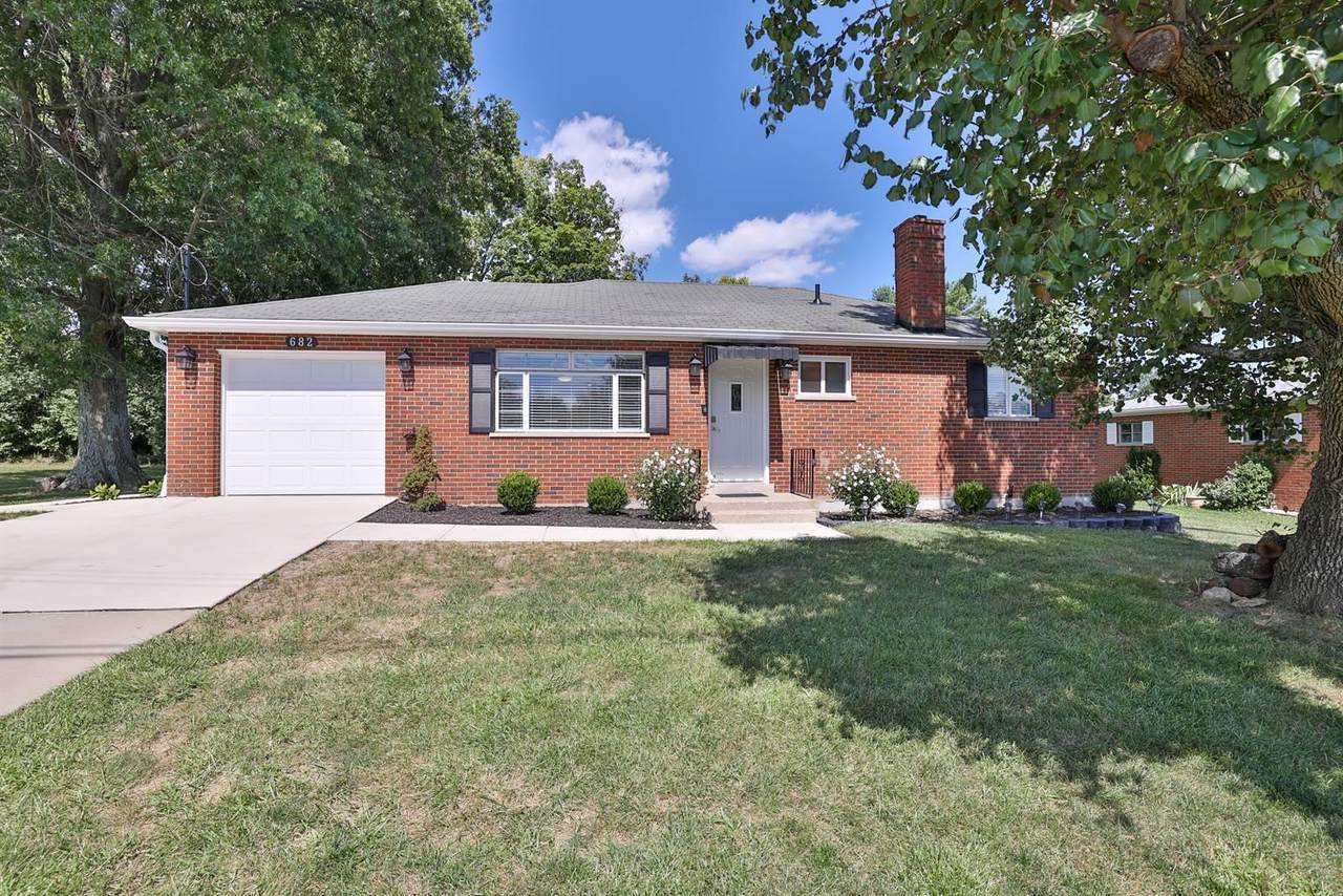 682 Sipple Drive - Photo 1