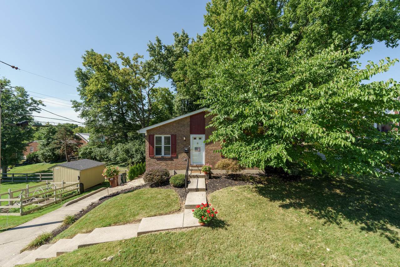 121 Basswood Circle - Photo 1