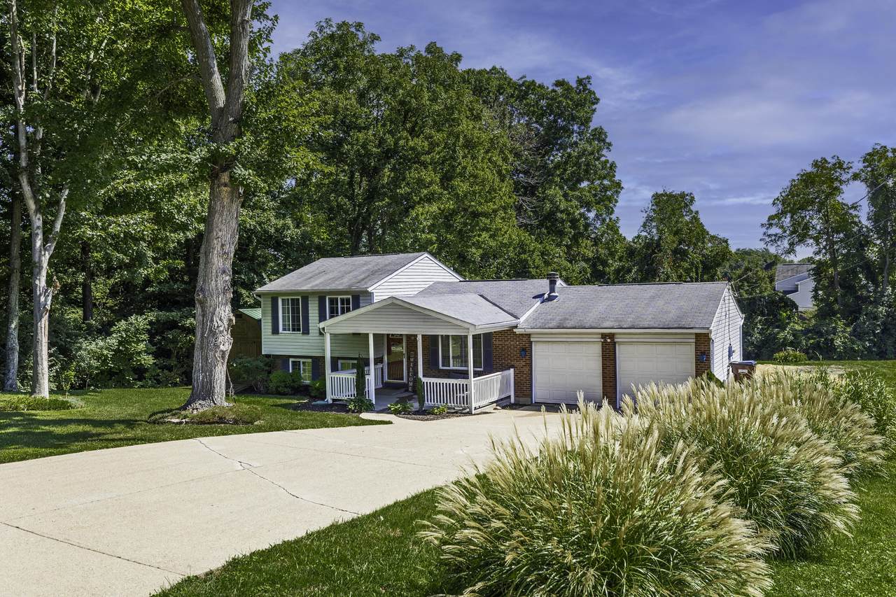 1719 Hunters Trace - Photo 1