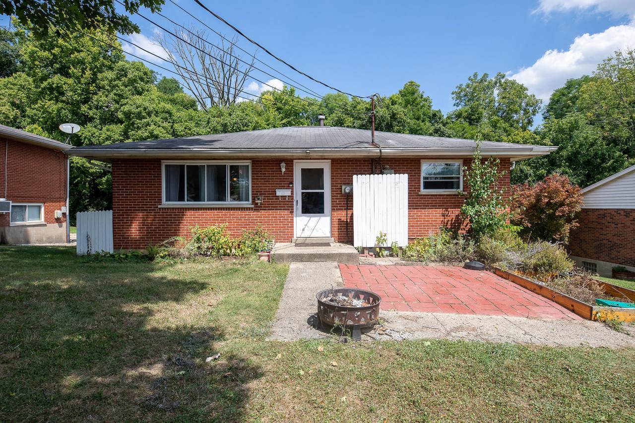 616 Perimeter Drive - Photo 1